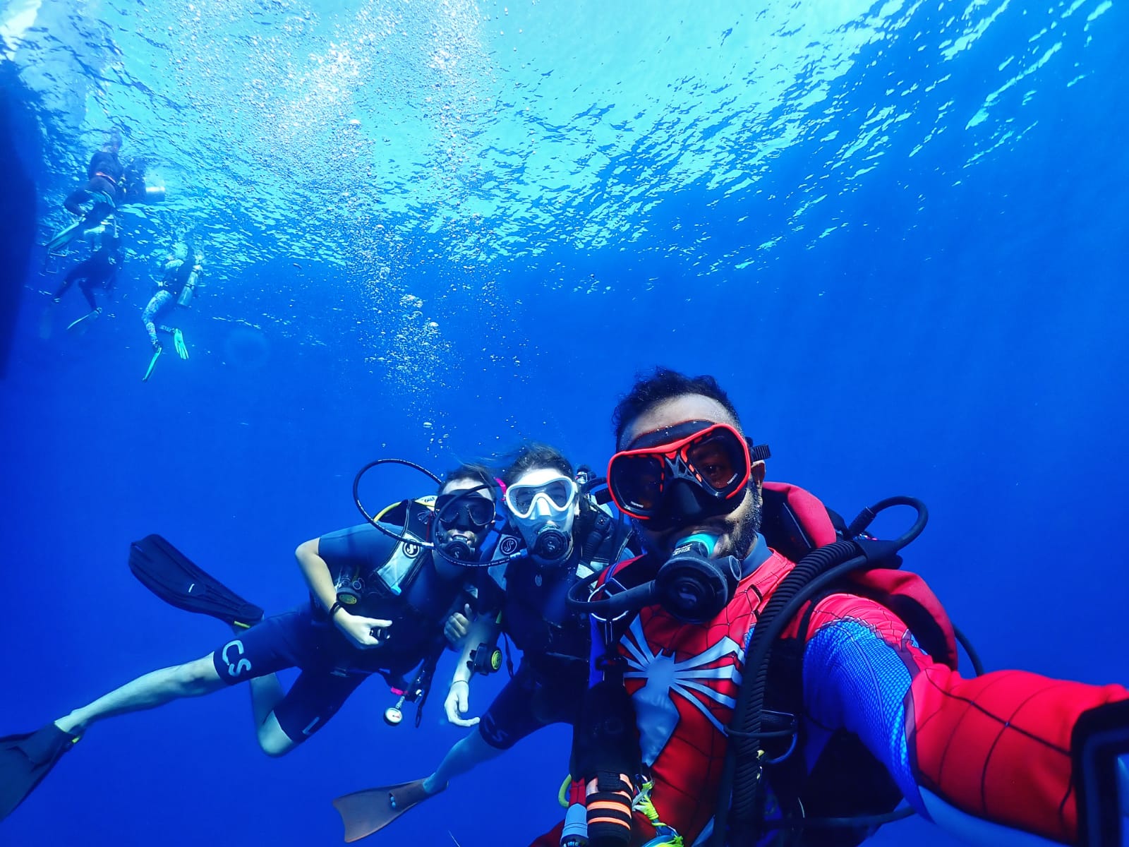 Shore Try Dive by Continental