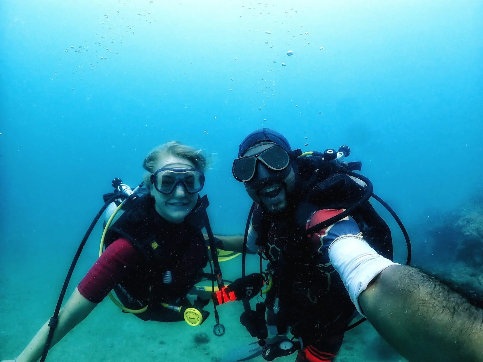 Boat Try Dive by Continental