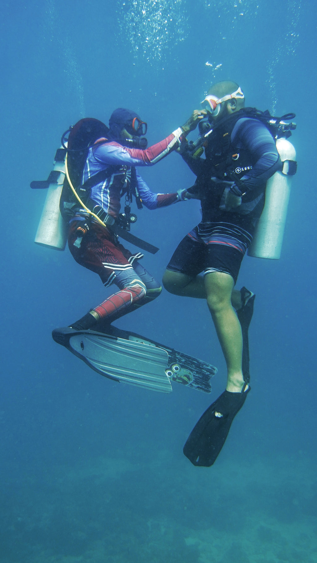 Boat Try Dive by Continental