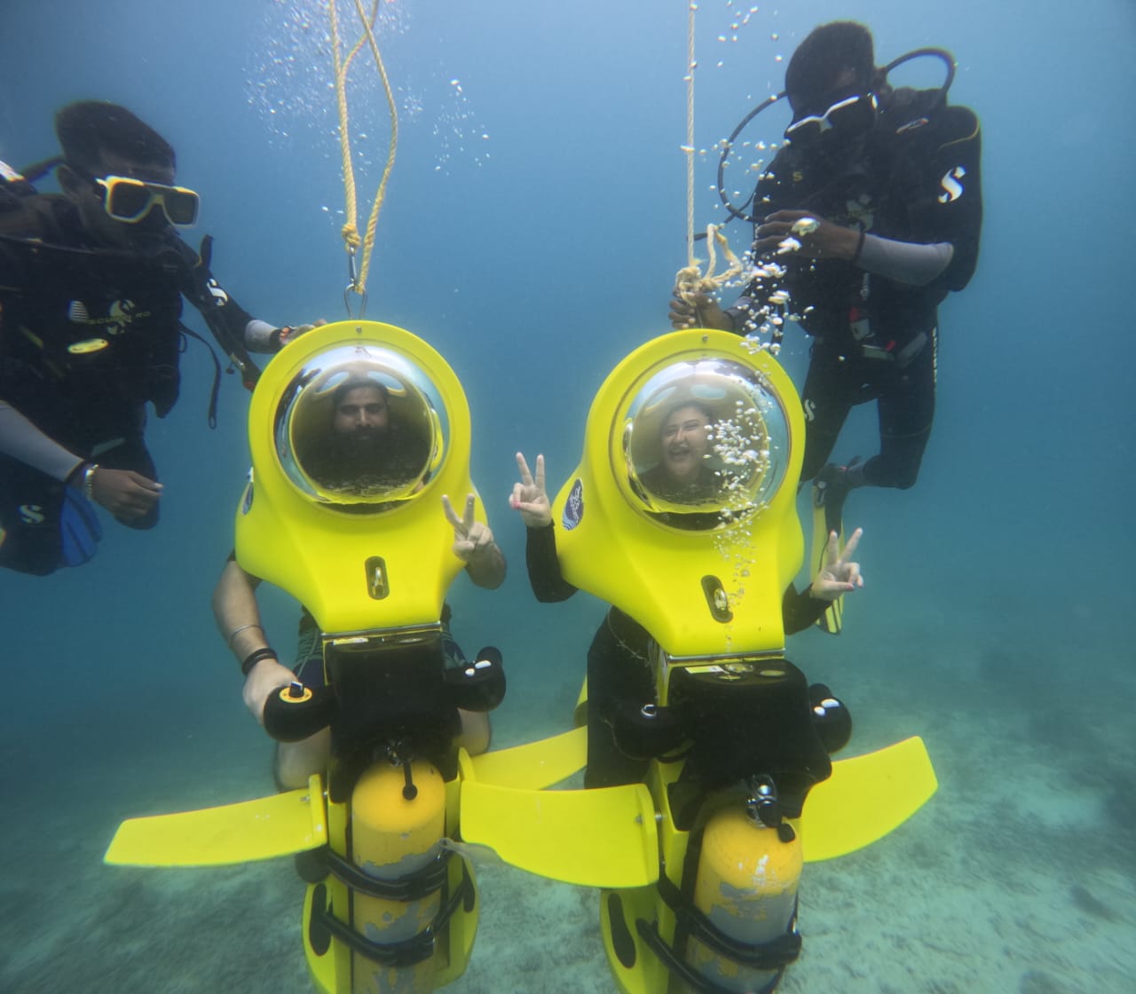 Submersible Scooter at Elephant Beach