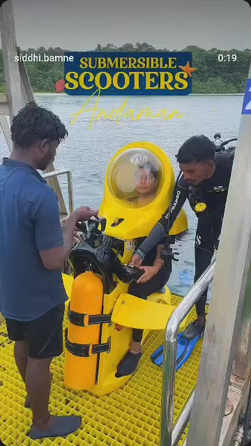 Submersible Scooter at Elephant Beach